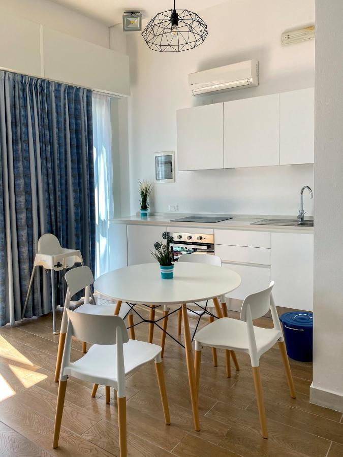 Appartamento A 30 Mt Dal Mare Cecina  Exterior foto